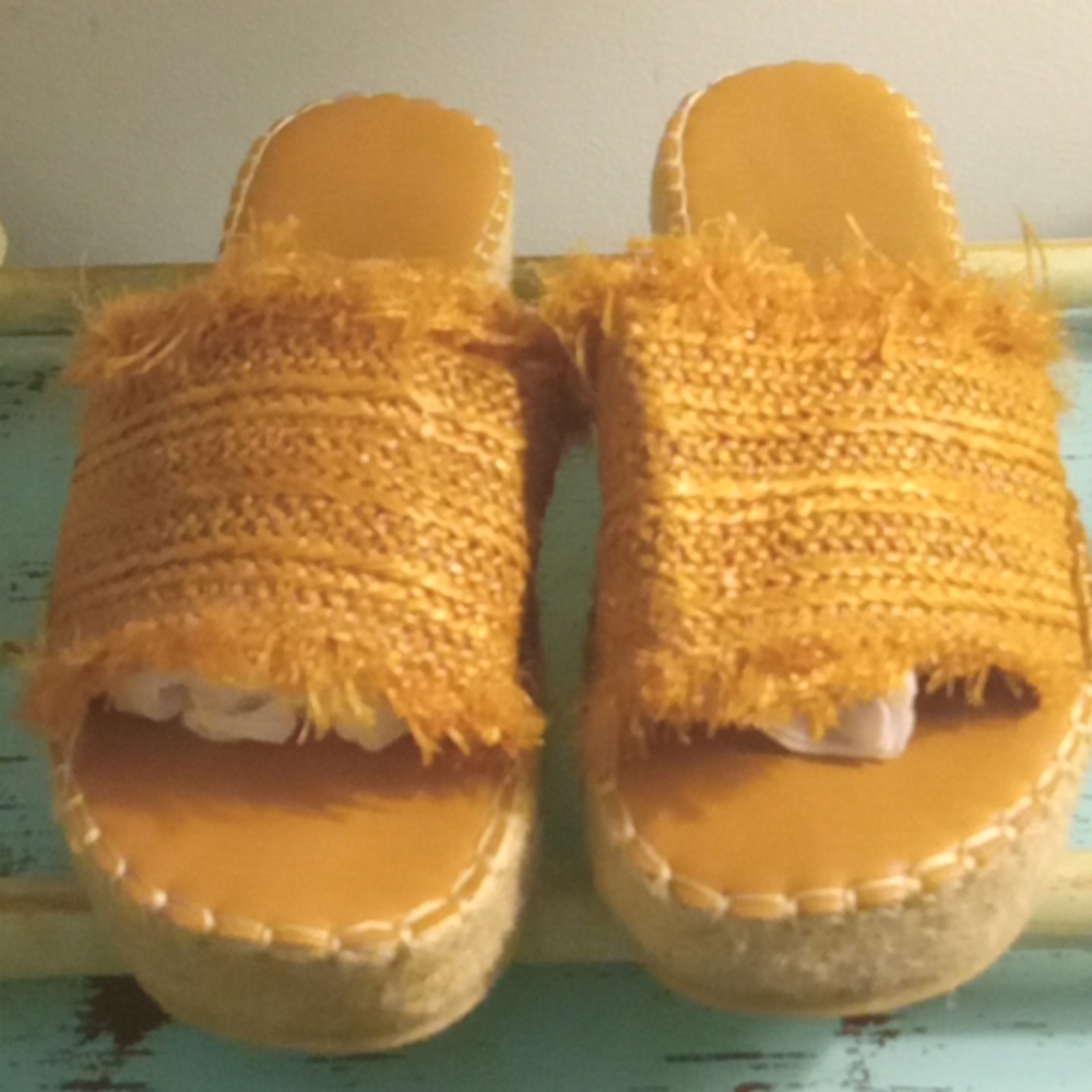 Hemp/Soft Burlap Straw Platform Slides - image 1